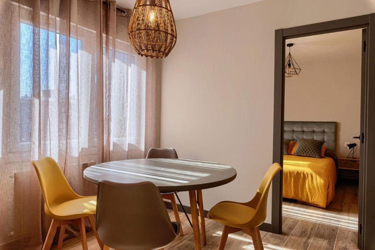 Vivienda Turistica De Diseno Elegante Apartment Bilbao Luaran gambar
