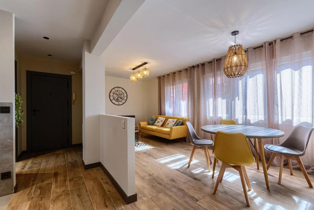 Vivienda Turistica De Diseno Elegante Apartment Bilbao Luaran gambar