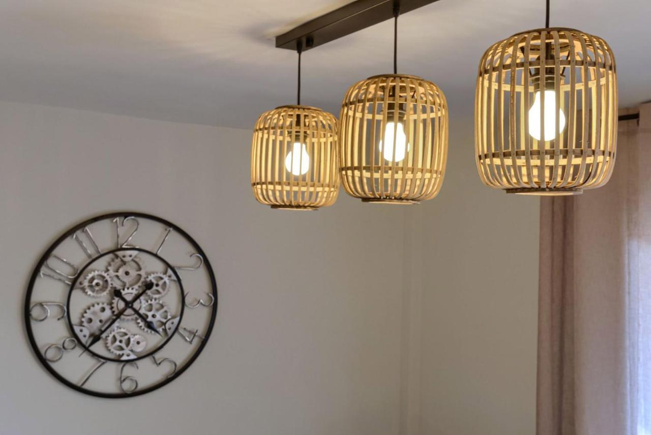 Vivienda Turistica De Diseno Elegante Apartment Bilbao Luaran gambar