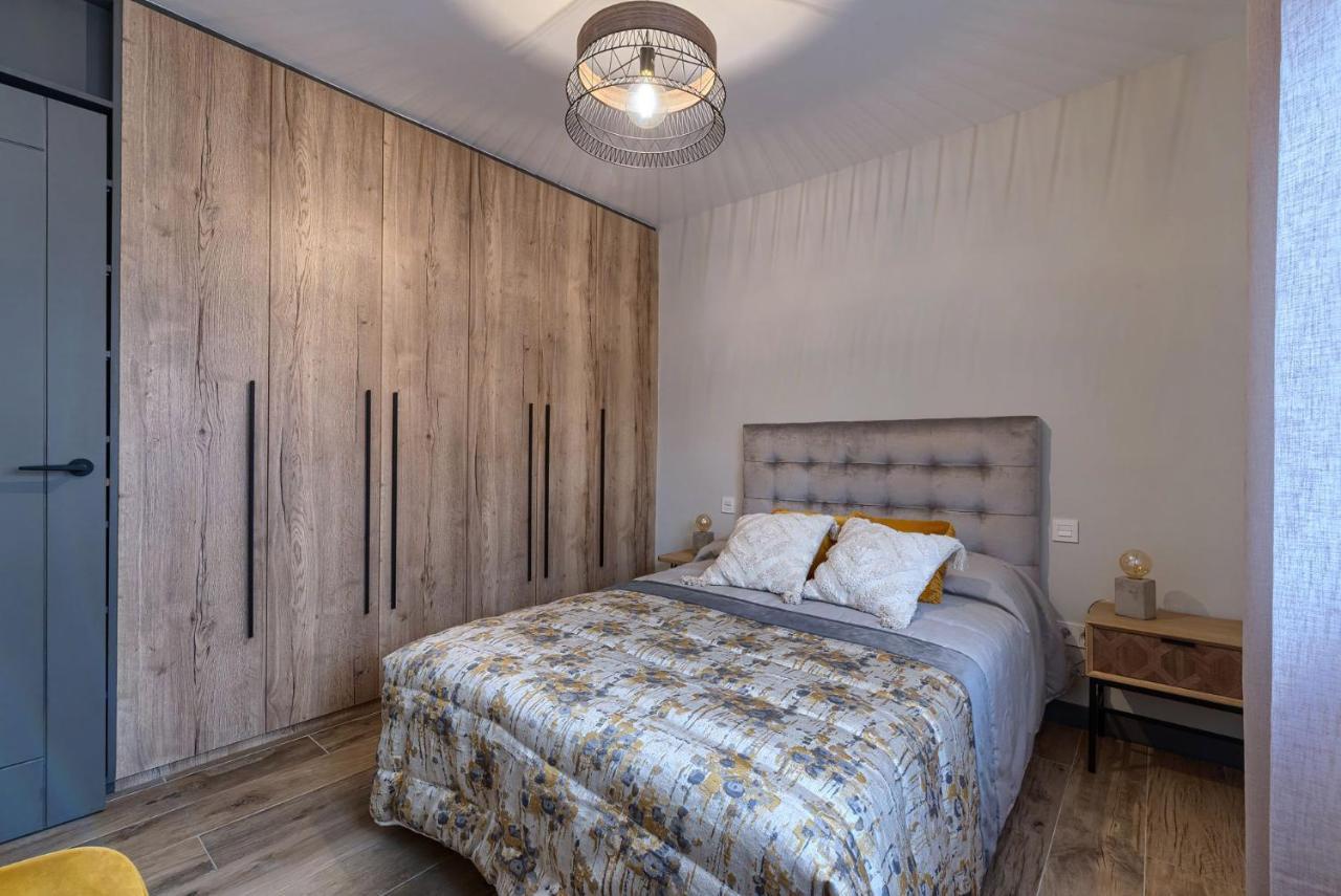 Vivienda Turistica De Diseno Elegante Apartment Bilbao Luaran gambar