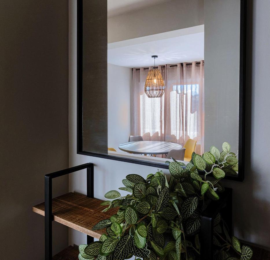 Vivienda Turistica De Diseno Elegante Apartment Bilbao Luaran gambar