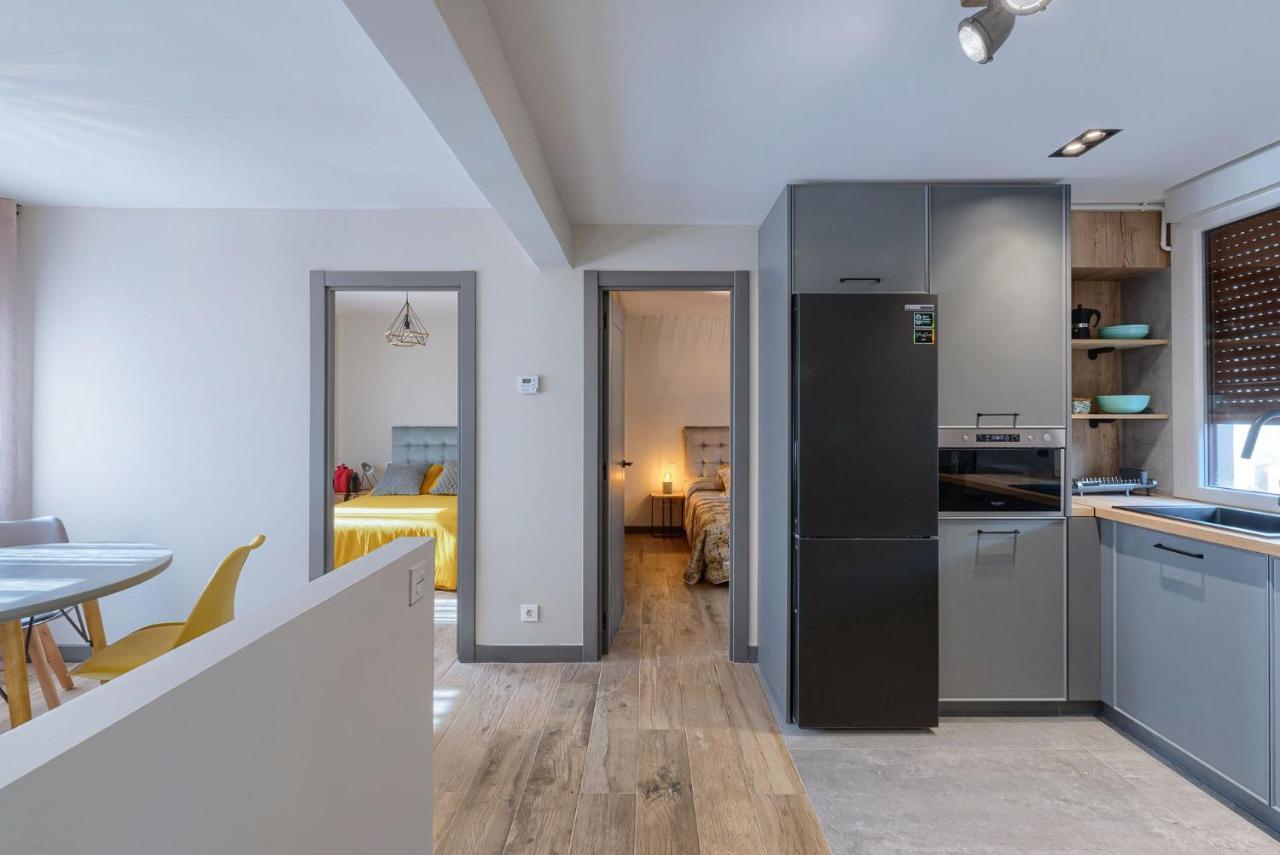 Vivienda Turistica De Diseno Elegante Apartment Bilbao Luaran gambar